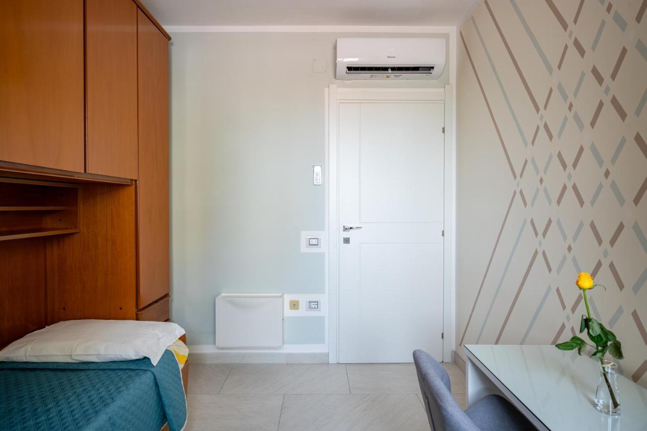 Kalbia Apartment Or Rooms Renovated, Functional, Intimate And More Кальярі Екстер'єр фото